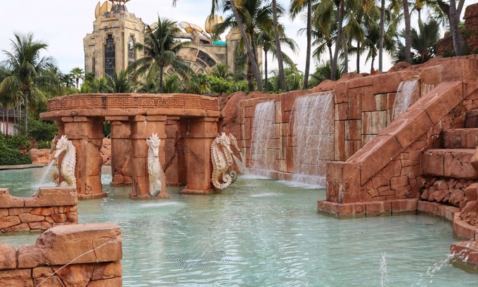 Nassau Villa | Harborside Resort & Vacation Rentals at Atlantis