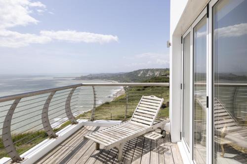 Folkestone Casa | Harbour Heights by Bloom Stays