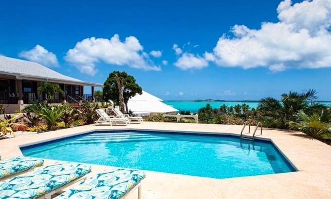 George Town Villa | Harbour Master Estate