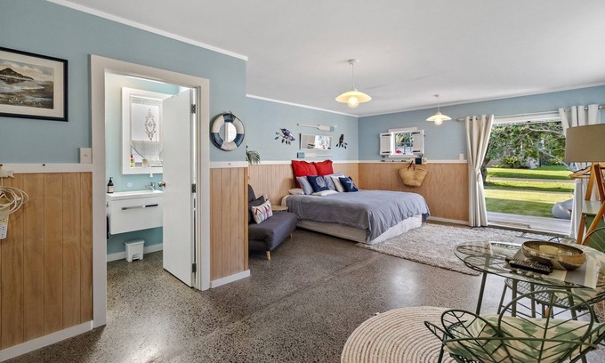Whangamata Casa | Harbour View Cottage