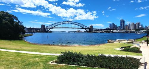 McMahons Point Apartamento | Harbourside Escape: Sunlit Outdoor Terrace & Views