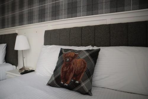 Irvine Casa | Harbourside Hotel