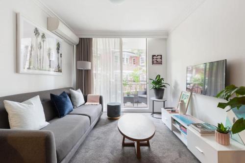 Elizabeth Bay Apartamento | Harbourside Style, 2 Bed, A/C, Pool -Elizabeth Bay