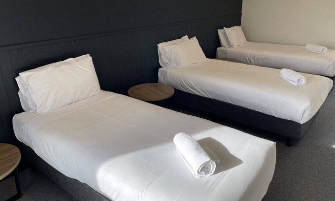 Harden Hotel | Harden Country Club Motel