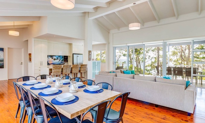 Vincentia Casa | Harlequin Beach House, Vincentia