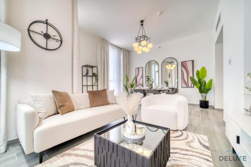 Dubai Production City Apartamento | Harmonious 2BR with Assistant Room at Mesk 1 Midtown Dubai Production City by Deluxe Holiday Homes