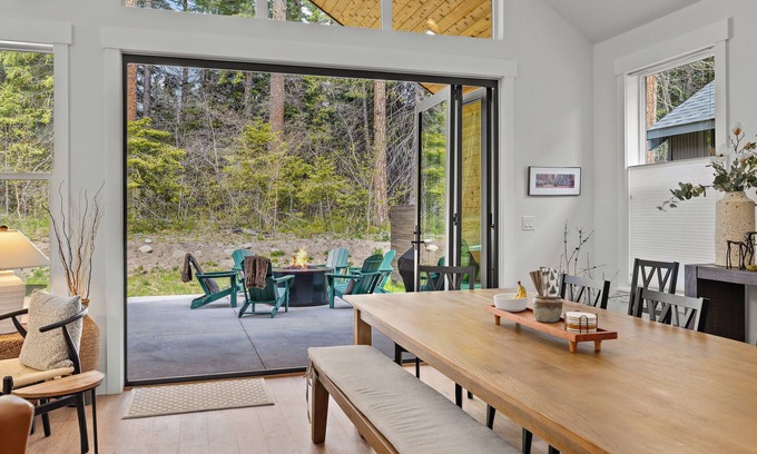 Roslyn Casa | Harmony Haven - EV - Hot Tub - Pups Allowed