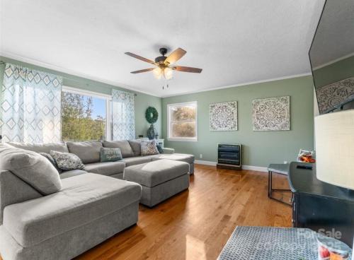 Mill Spring Casa | Harmony House - cozy, private mountain home, with firepit and pool table, located 10 minutes from Tryon Equestrian Center, Lake Lure, Local Wineries, and wedding venues