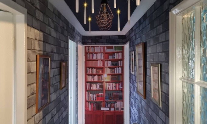 Watford Apartamento | Harry Potter themed 'Apartment 9 3/4'. Just 10 min walk to Warner Bros Studios!