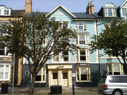 Aberystwyth Hotel | Harry's Hotel & Restaurant