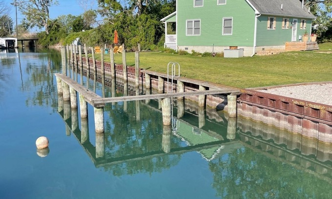 Harsens Island Casa | Harsens Island Waterfront - Fully Updated & Clean - St. Clair River Boat Fish