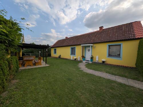 Zeltweg Apartamento | Harti Haus