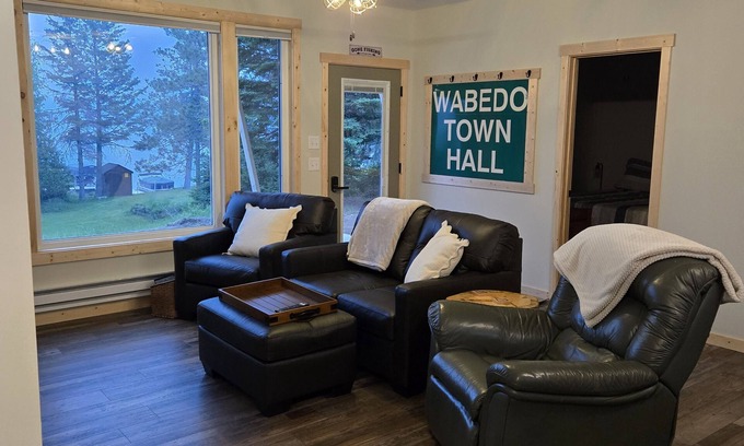 Longville Cabina | "Haufer Hall" - Charming 2-bedroom cabin on beautiful Little Boy Lake.