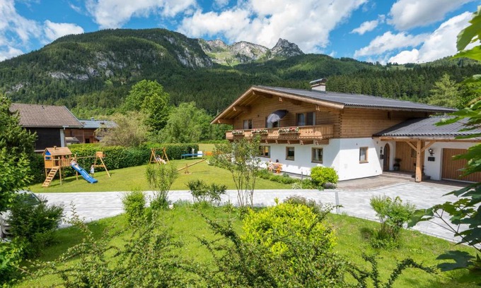Lofer Apartamento | Haus Alpenblick Lofer
