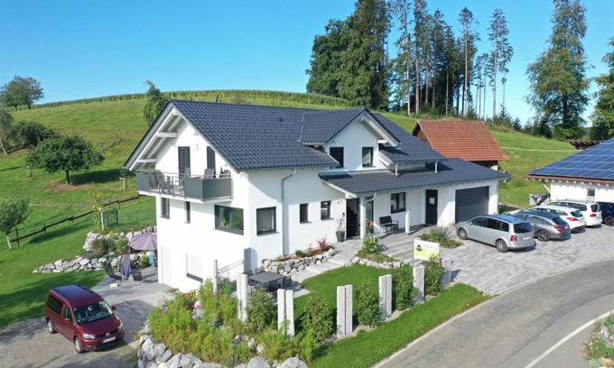 Neukirch Apartamento | Haus am See - Ferienwohnungen