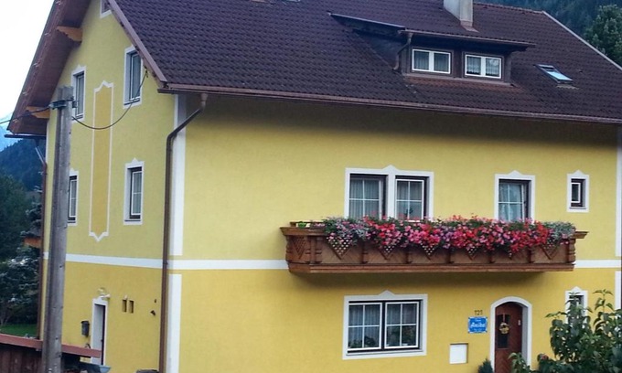 Mallnitz Apartamento | Haus Anika Ferienwohnung