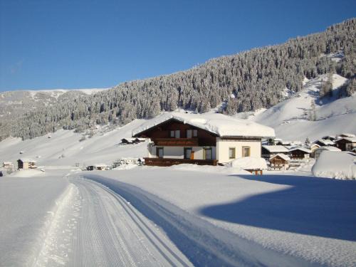 Kartitsch Apartamento | Haus Annemarie Apartments Kartitsch - Hochpustertal