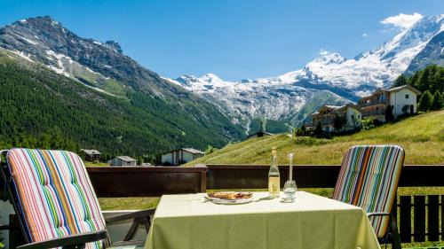 Saas-Fee Apartamento | Haus Aristella