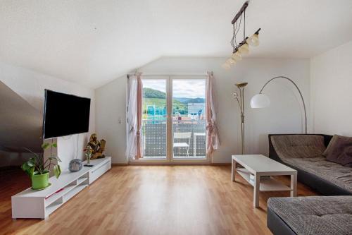 Dottingen Apartamento | Haus Castellbergblick Dachgeschoss