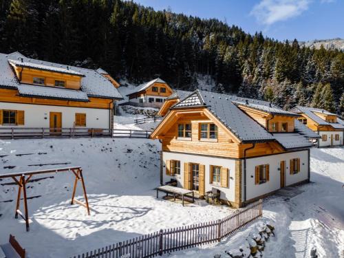Donnersbachwald Chalet De Esquí | Haus Enzian