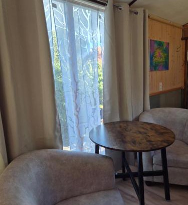 Deutschhof Apartamento | Haus Evelynchen auf Rädern Deutschhof