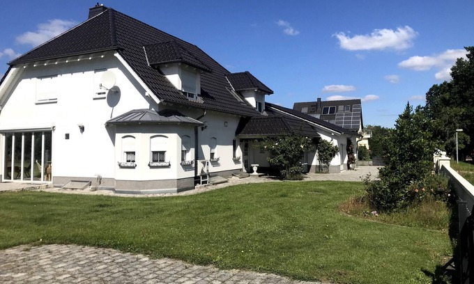 Neuzelle Apartamento | Haus Im Grünen House in the green