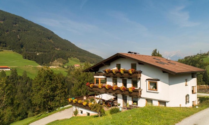 Pfons Apartamento | Haus Kienast