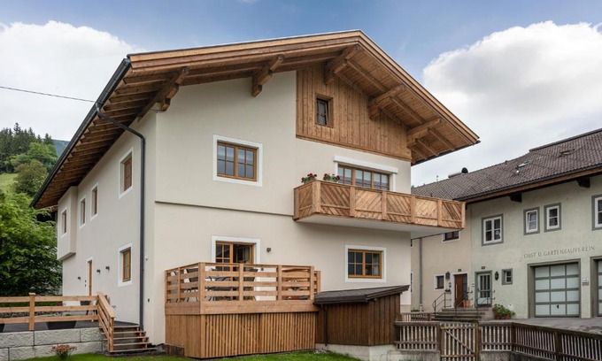 Hopfgarten Markt Apartamento | Haus Klingenschmid