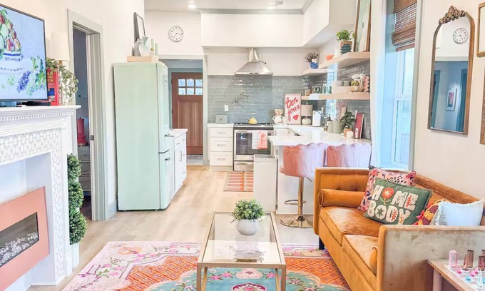 Spring Casa | Haus on Hardy