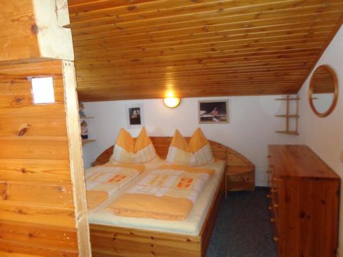 Flachau Apartamento | Haus Ottilie