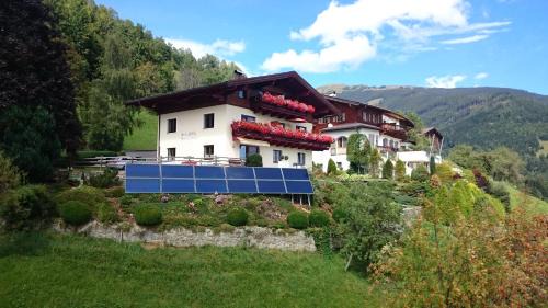 Piesendorf Apartamento | Haus Salzachblick