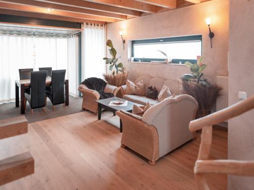Blossersberg Casa | Haus Samoa with private terrace, views
