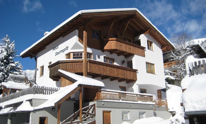 Sankt Anton am Arlberg Apartamento | Haus Saumspitz