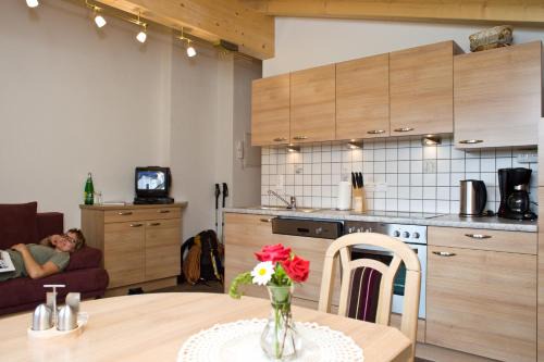 Großdorf Apartamento | Haus Sonnberg