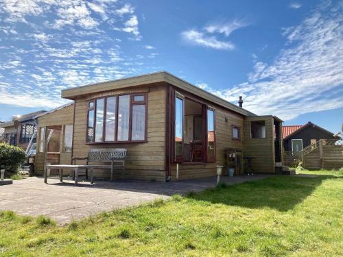 Anjum Casa | Haus Sonnenschein mit Blick auf das Lauwersmeer