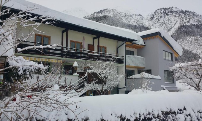 Pettneu am Arlberg Apartamento | Haus Walch