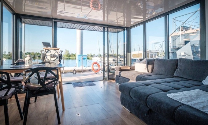 Ophoven Apartamento | Hausboot für 6 Gäste mit 52m² in Kinrooi
