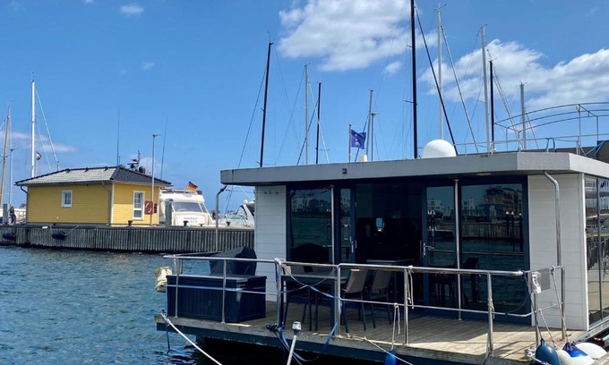 Olpenitz Apartamento | Hausboot Ferienhaus Captains Boat