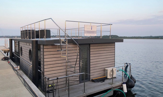 Schleswig Alquiler De Eote | Hausboot Fjord Nordstern mit Dachterrasse in Schleswig