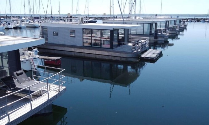 Boltenhagen Alquiler De Eote | Hausboot en Boltenhagen