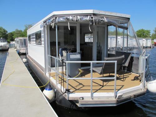 Oberhavel Alquiler De Eote | Hausboot MAX by fewo-plan HENN101