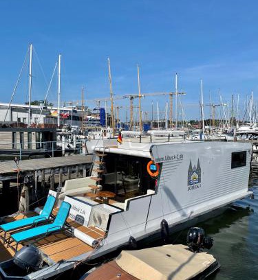 Ronnau Alquiler De Eote | Hausboot mit Traumlage in Lübeck-Travemünde