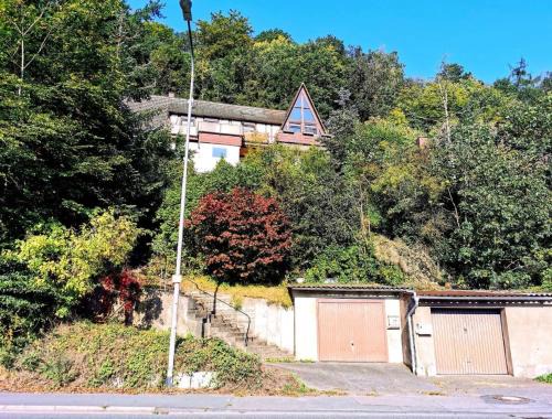 Frankenberg Casa | Haushälfte mit Jakuzzi in Frankenberg