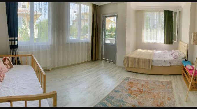 Arnavutkoy Cama Y Desayuno | Havalimanına 10 dakika uzaklıkta villa/oda+kahvaltı