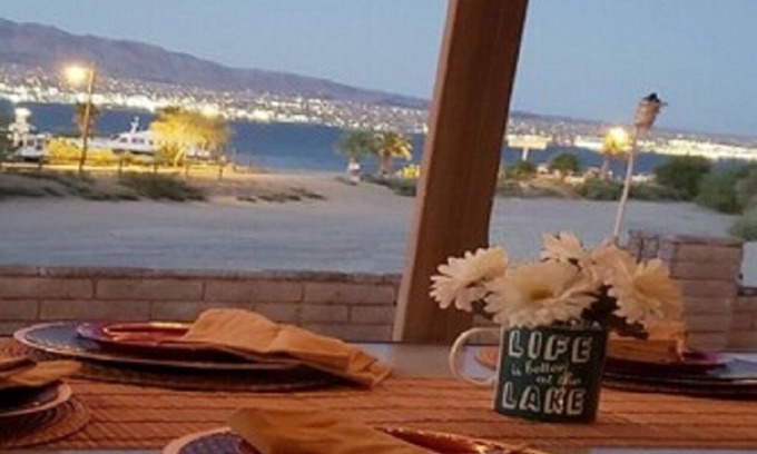 Lake Havasu City Casa | Havasu Landing Heaven near Casino w/ Panoramic Lake & City Views, Sleeps 8