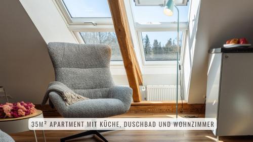 Ahrensburg Apartamento | have-a-nice-Stay - helles Dachgeschoss, U-Bahn nach Hamburg 400m - Bäcker & Restaurants 500m - Lidl 800m - Zentrum 1,5km