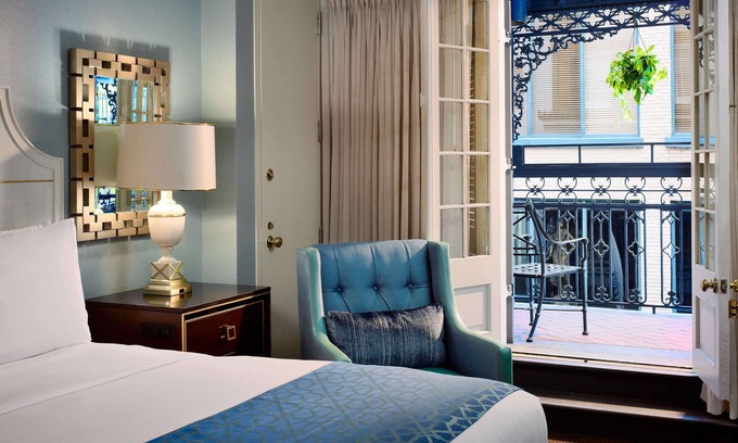 French Quarter Hotel | Have a Relaxing Stay! Pet-friendly Property w/ Pool, Evening Entertainment!