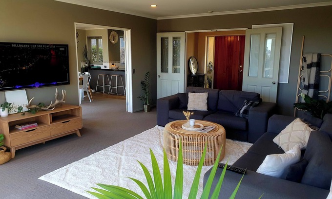 Stoke Casa | Haven @ 447