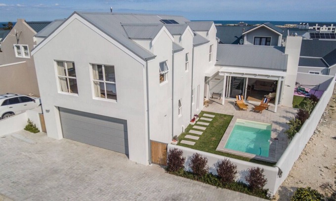 Westcliff Casa | Haven at Drake's Cove | Secure family home |Sparkling pool
