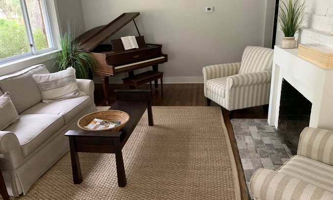 Lakewood Casa | Refugio en el corazón de Jacksonville - SLEEPS 9